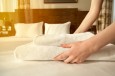 Eitt hinder står i vegen for hotellopning: Mangel på utanlandske sesongarbeidarar