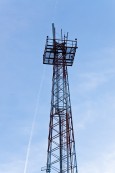 Serbiske montører bygger 5G-nett uten overtidsbetaling 